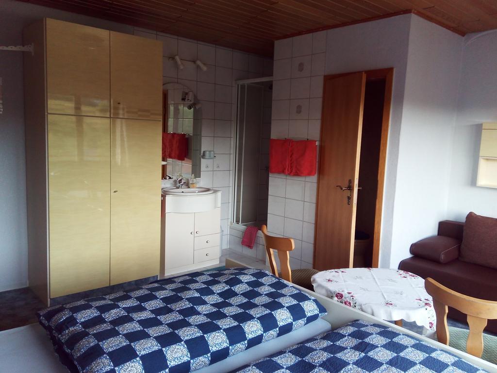 Pension Muehlenhardt Herschbroich 外观 照片